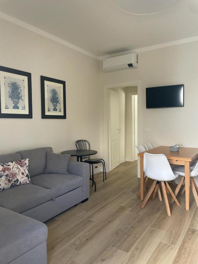 Villa Emma -Walterigato Apartments Solo Per Famiglie Лидо-ди-Езоло Экстерьер фото